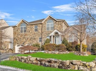 30 Elinora Dr, Wanaque, NJ 07465