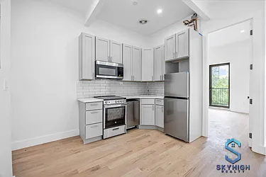 56-34 Myrtle Avenue, #3C