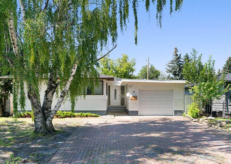 1st image of 87 E Hillgrove Dr SW