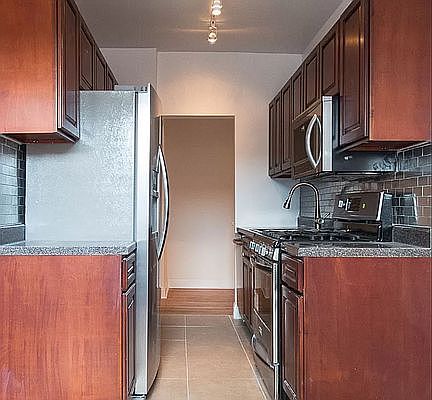 1st image of 490 Ocean Pkwy #36