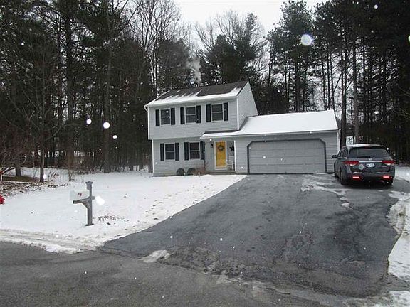 2nd image of 4 Azalea Ct