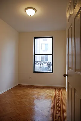 Rented by Bohemia Realty Group | media 29