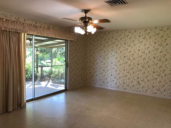 5th image of 303 Kim Dr #1