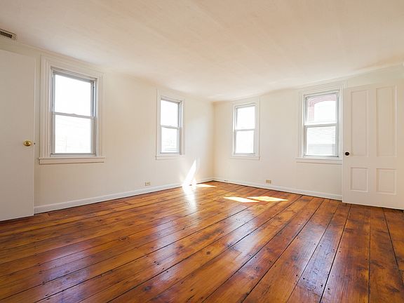 4th image of 28 Market St #3