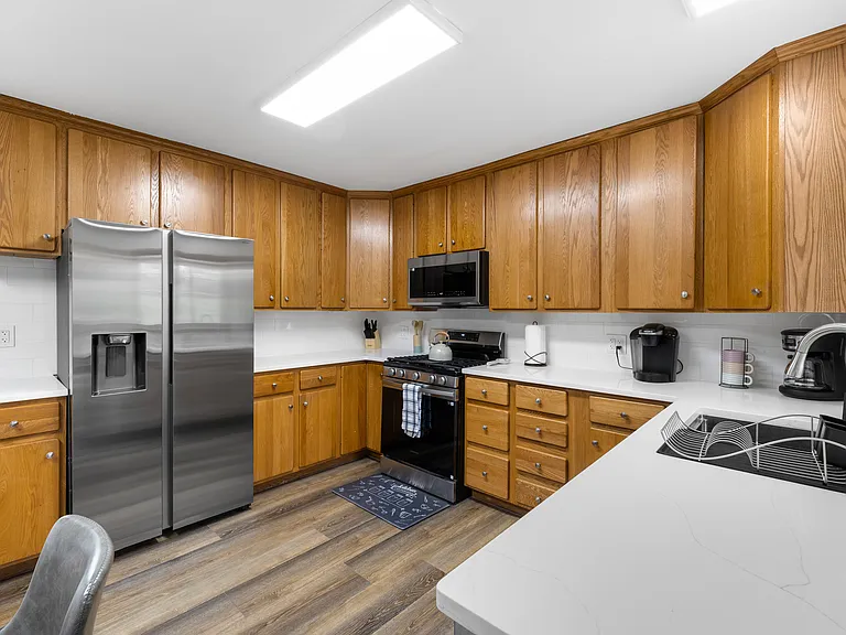 119 W Green Meadows Blvd — Photo 29