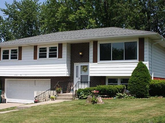 2nd image of 7417 Jennings Pl