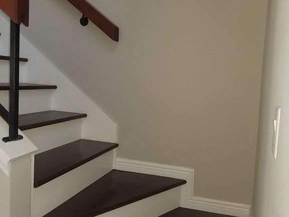 3rd image of 1209 Deepwood Ct