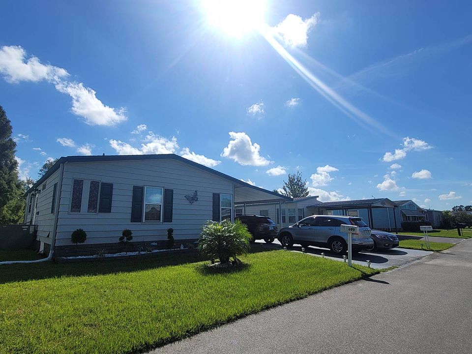 1st image of 699 Arrow Ln