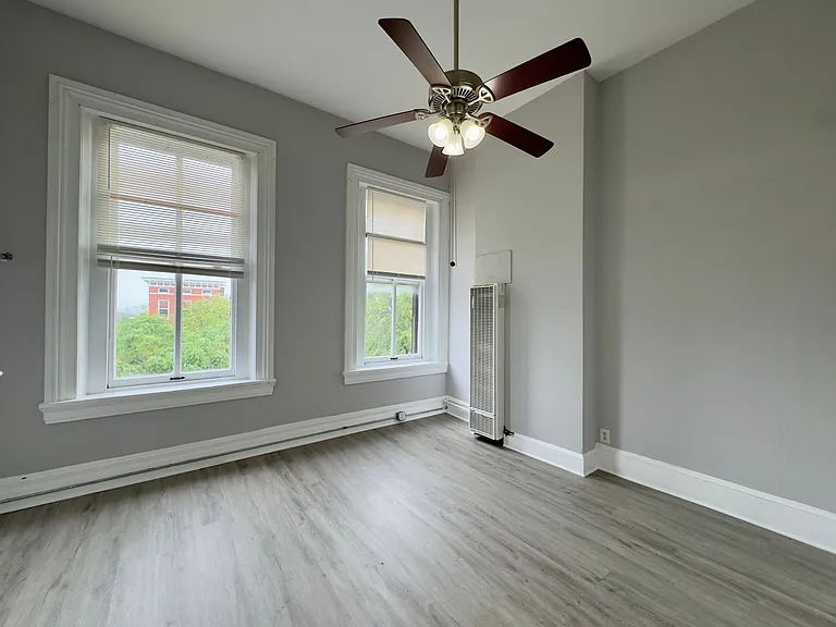 For Rent: Spacious Urban Living at 1322-1324 Eutaw Pl Your Ideal City Dwelling! — Photo 10
