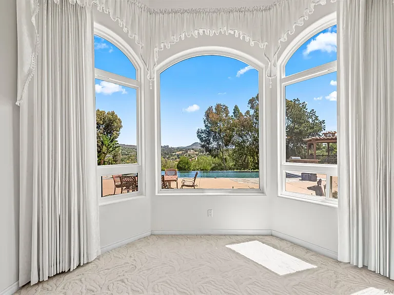 3377 Calle Margarita — Photo 3