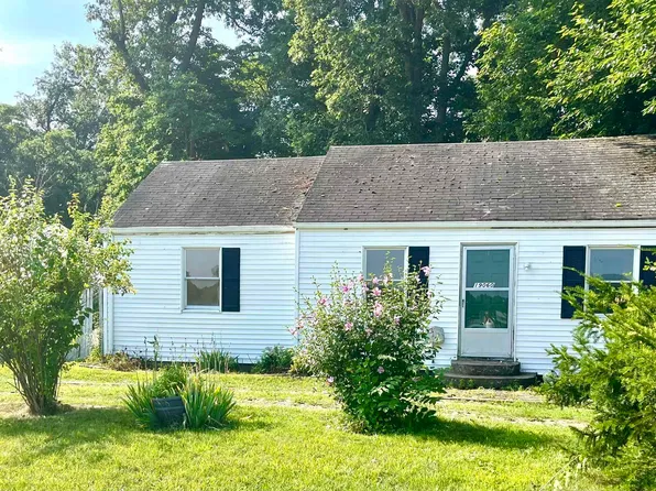 19060 Darden Rd, South Bend, IN 46637