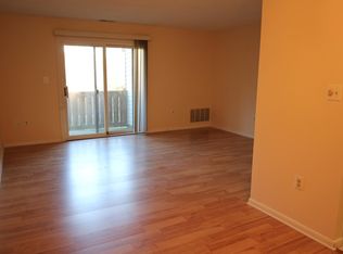 4711 Ravens Crest Dr, Plainsboro, NJ 08536