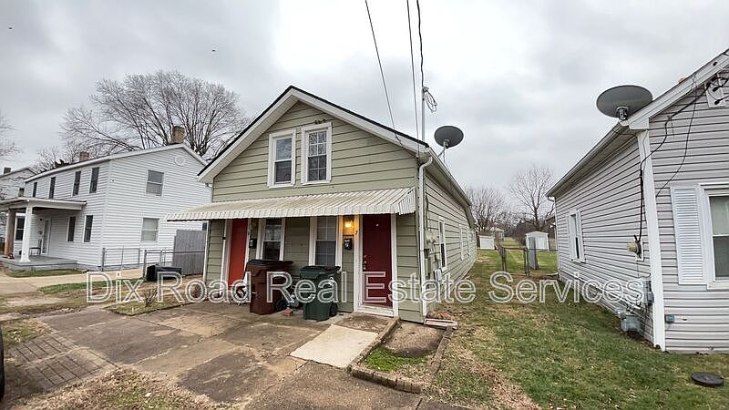 1st image of 79 E Main St