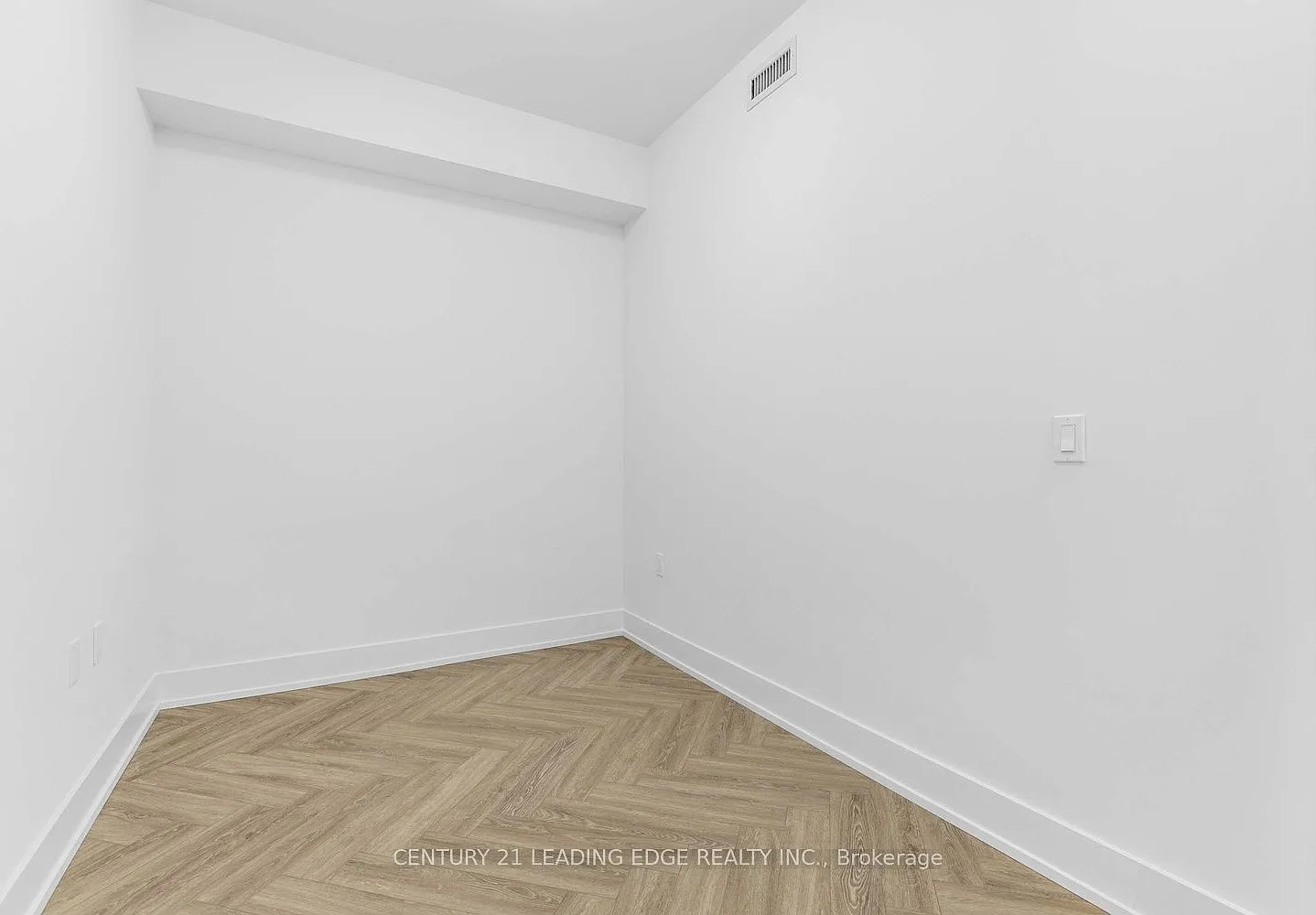 1 bed, $2,425 — Photo 3