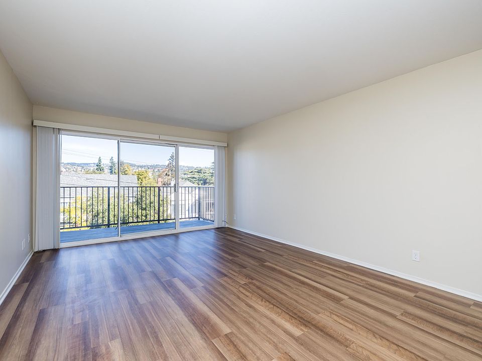 1st image of 888 Vermont St #303
