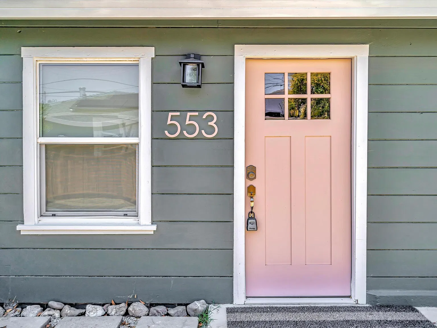 1 bed, 500 sqft, $2,995 — Photo 1