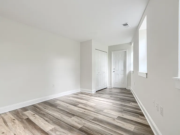 739 W Pratt St #2 — Photo 18