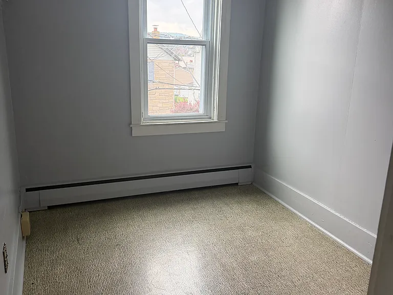 225 Emerson St #B — Photo 6
