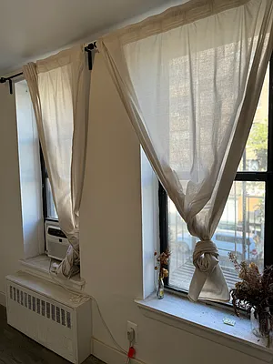 Rented by Pear NYC LLC | media 18