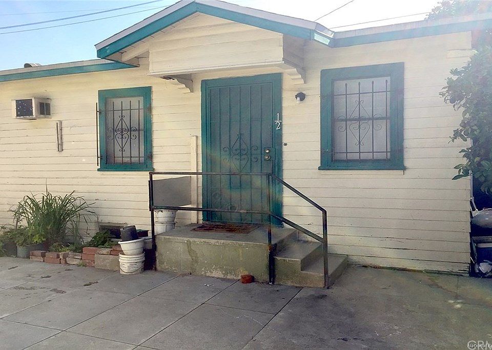 1st image of 3882 La Salle Ave