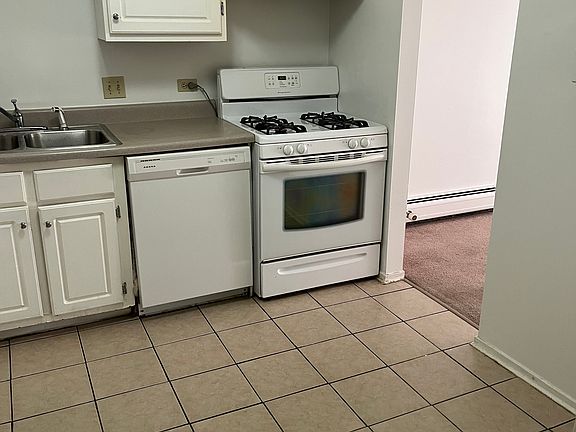4th image of 700 Bayside Dr Unit 5