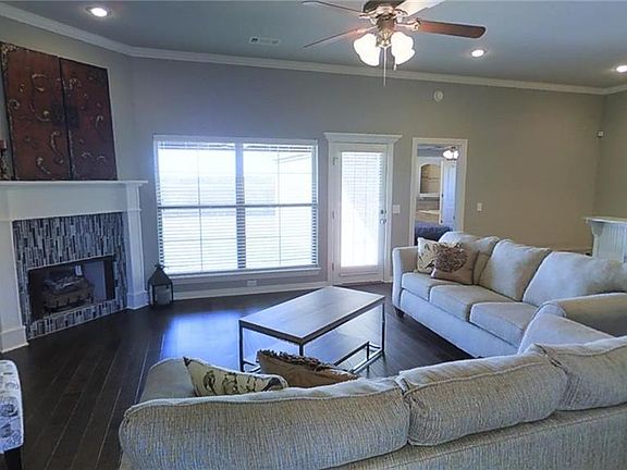 2nd image of 206 Camden Dr