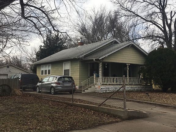 2nd image of 627 E 9th Ave