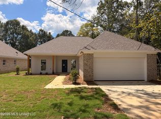199 Lake Harbor Rd, Brandon, MS 39047