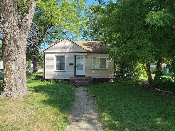 26548 Eton Ave, Dearborn Heights, MI 48125
