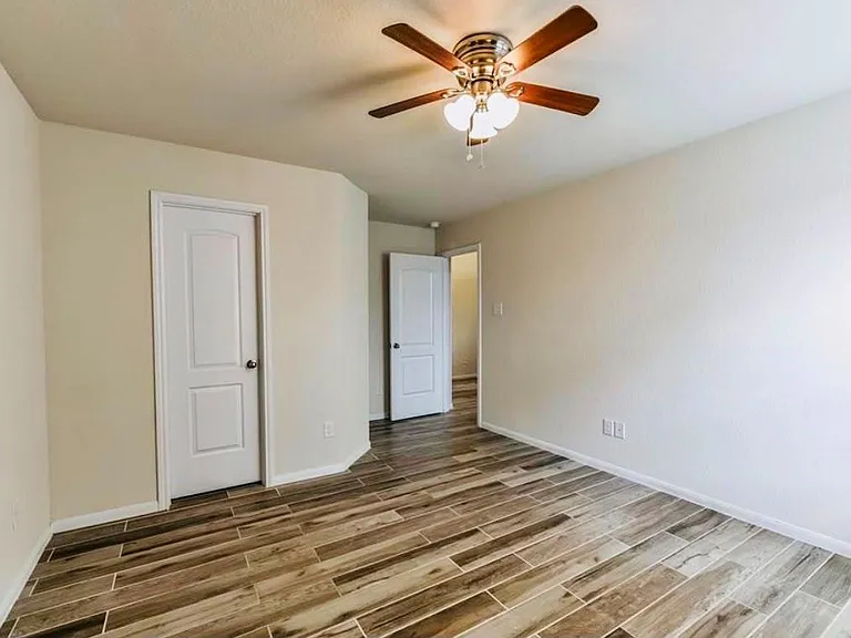 23703 Early Maple Ct — Photo 30