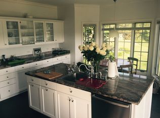 122 Hayground Cove Rd, Water Mill, NY 11976