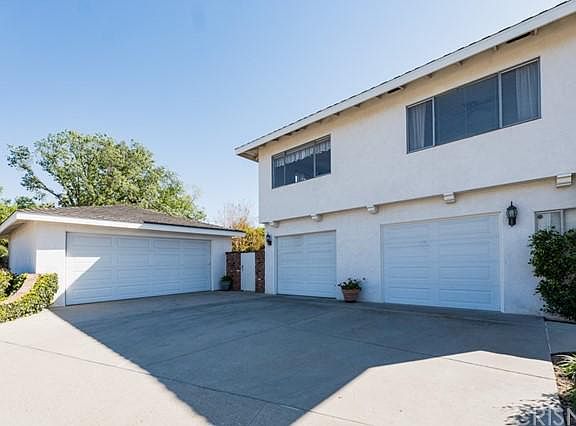 4th image of 10054 Melvin Ave