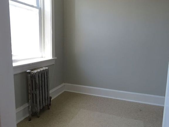 5th image of 4209 Chester Ave APT C9