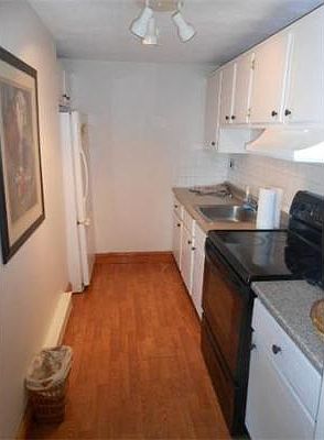 4th image of 179 Presidents Ln Unit 4F