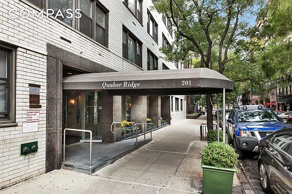 Sold by Compass | media 20