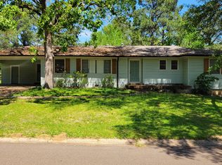 1301 Arlington St, Clinton, MS 39056