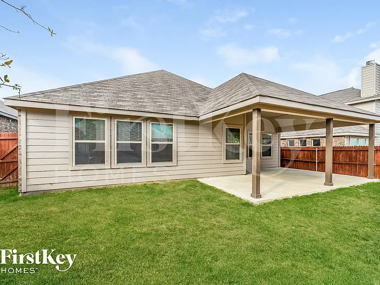 413 Pheasant Hill Ln — Photo 16