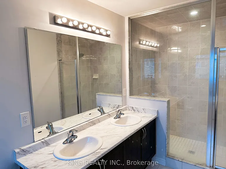 1012 Barton Way — Photo 13