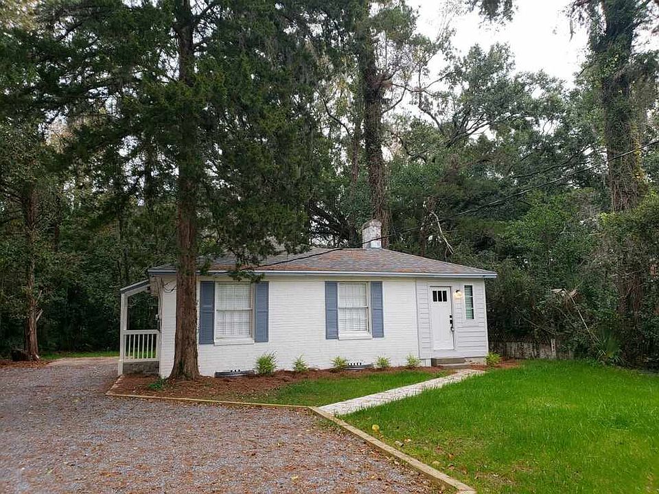 1st image of 620 Glenview Dr