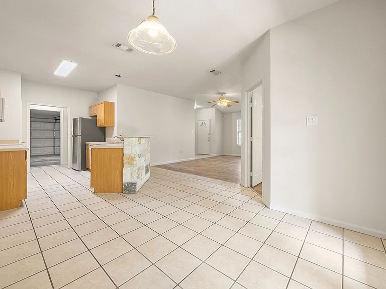 21513 Pershing Ave #A — Photo 6