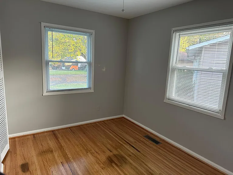 3104 Lynnwood Way — Photo 6