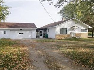 18306 Dickinson Rd, White Pigeon, MI 49099