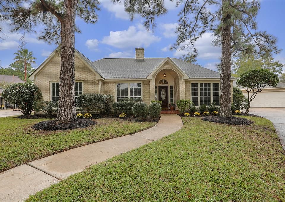 1st image of 7715 Shady Palms Dr