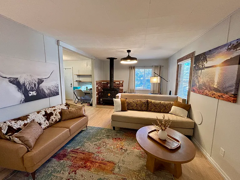 Animosa Dr — Photo 6
