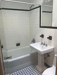 Rented by Salon Realty Corp