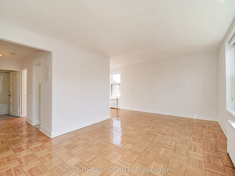 1545 Bathurst St #405 — Photo 9