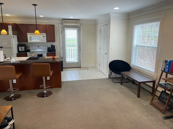 840 State St #12, Bangor, ME 04401