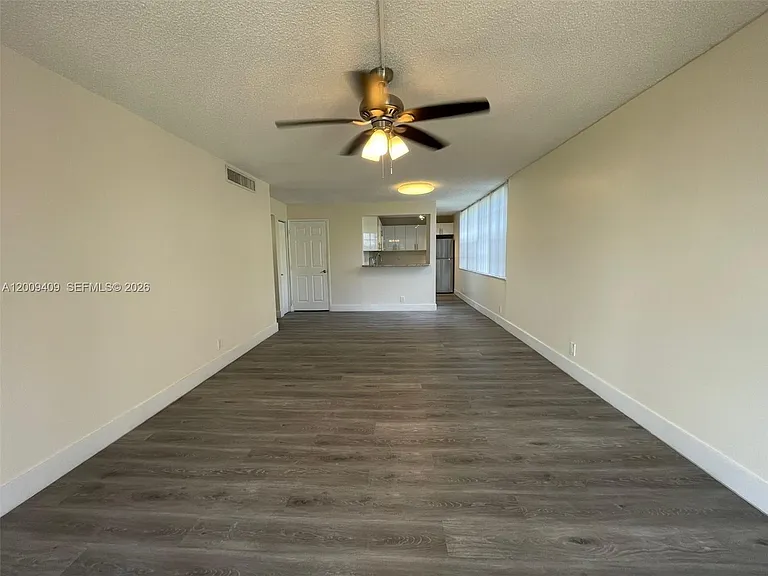 9471 Evergreen Pl #401 — Photo 10