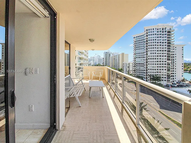 5757 Collins Ave #1003 — Photo 51