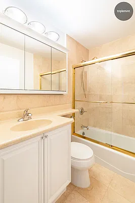 Sold by Triplemint | media 4